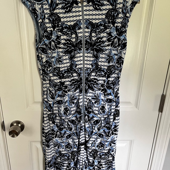Vince Camuto size 8 dress blue/white - Picture 2 of 4